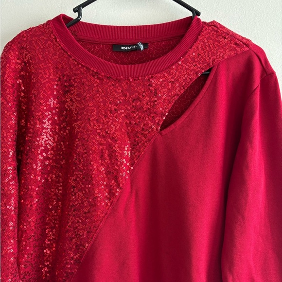 DKNY Red Sequin Cutout Pullover Sz M Christmas Holyday - Picture 3 of 11